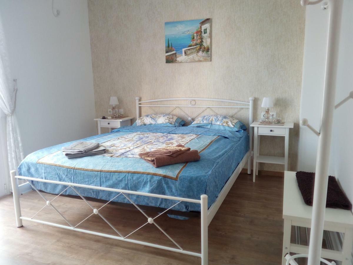 Apartment "Happiness" Near Metro And Center Atenas Exterior foto