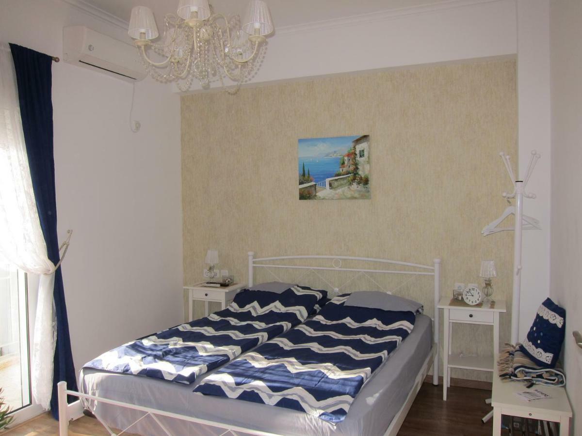 Apartment "Happiness" Near Metro And Center Atenas Exterior foto